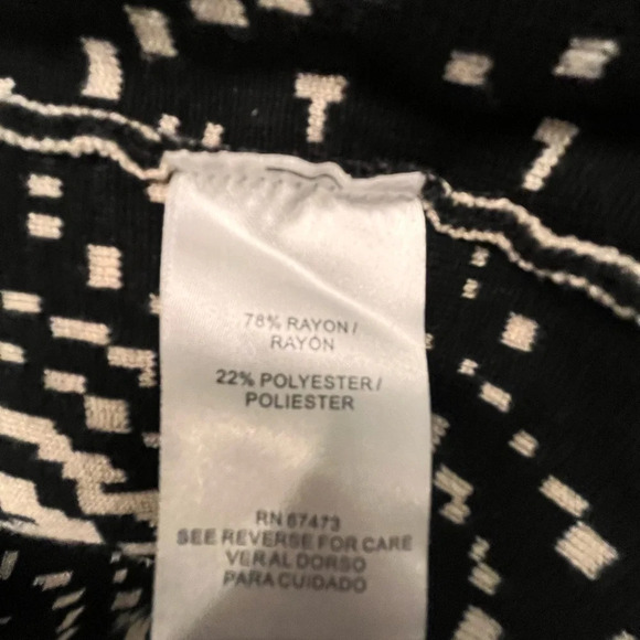 ~Gabby Skye~ Sweater Dress - Small - Picture 8 of 9